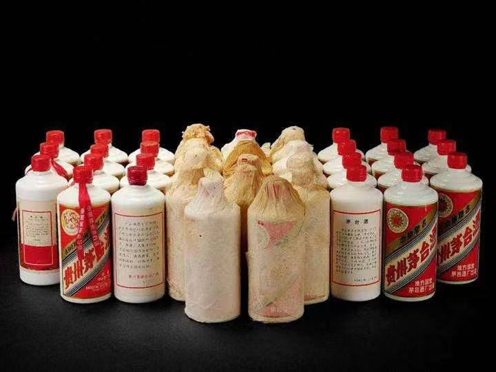乐平日照岚山回收酒价格哪里回收(附近上门回收茅台酒）?